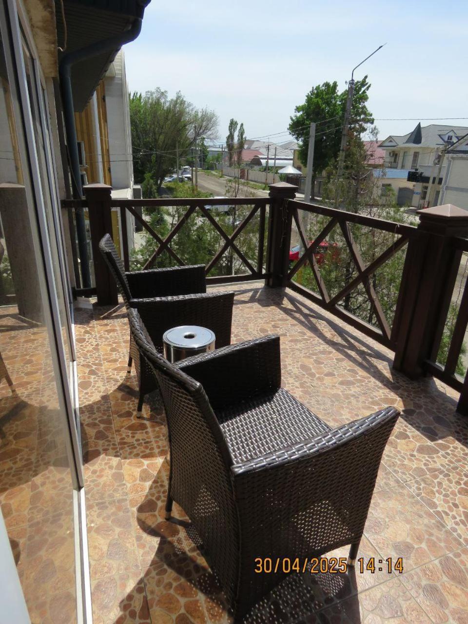 Pride Hotel Taraz Zewnętrze zdjęcie