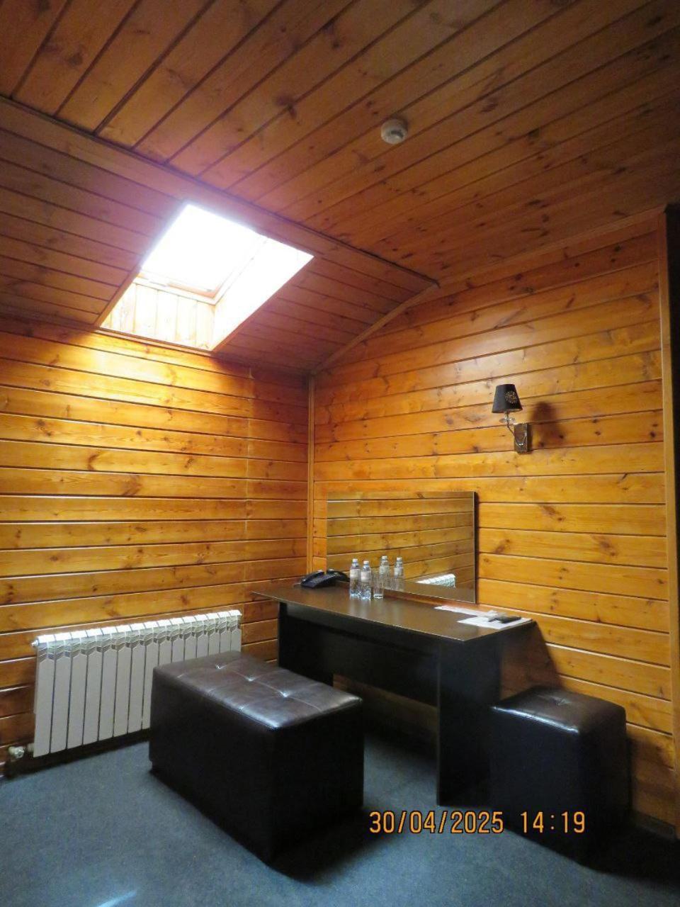 Pride Hotel Taraz Zewnętrze zdjęcie