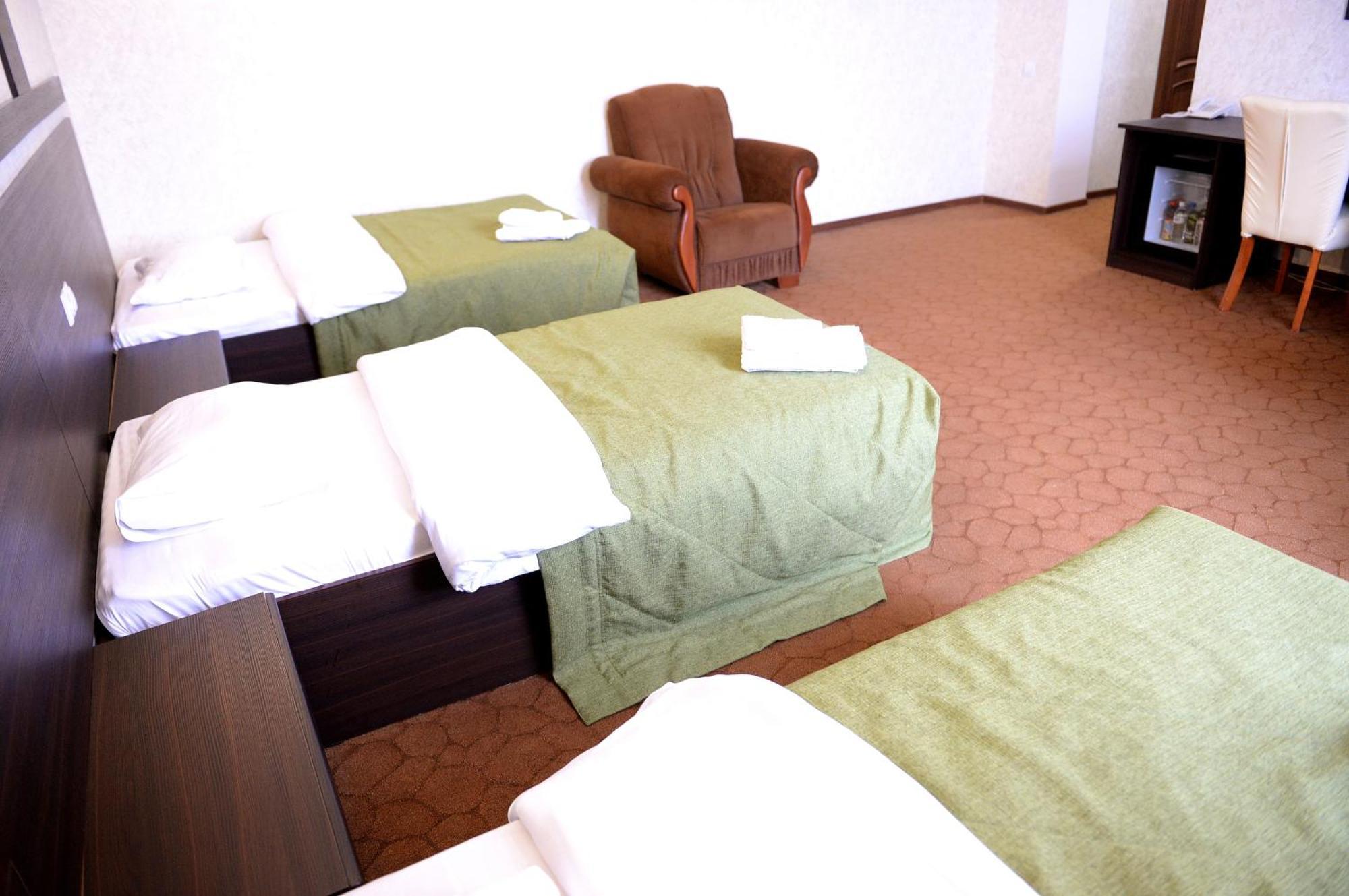 Pride Hotel Taraz Zewnętrze zdjęcie