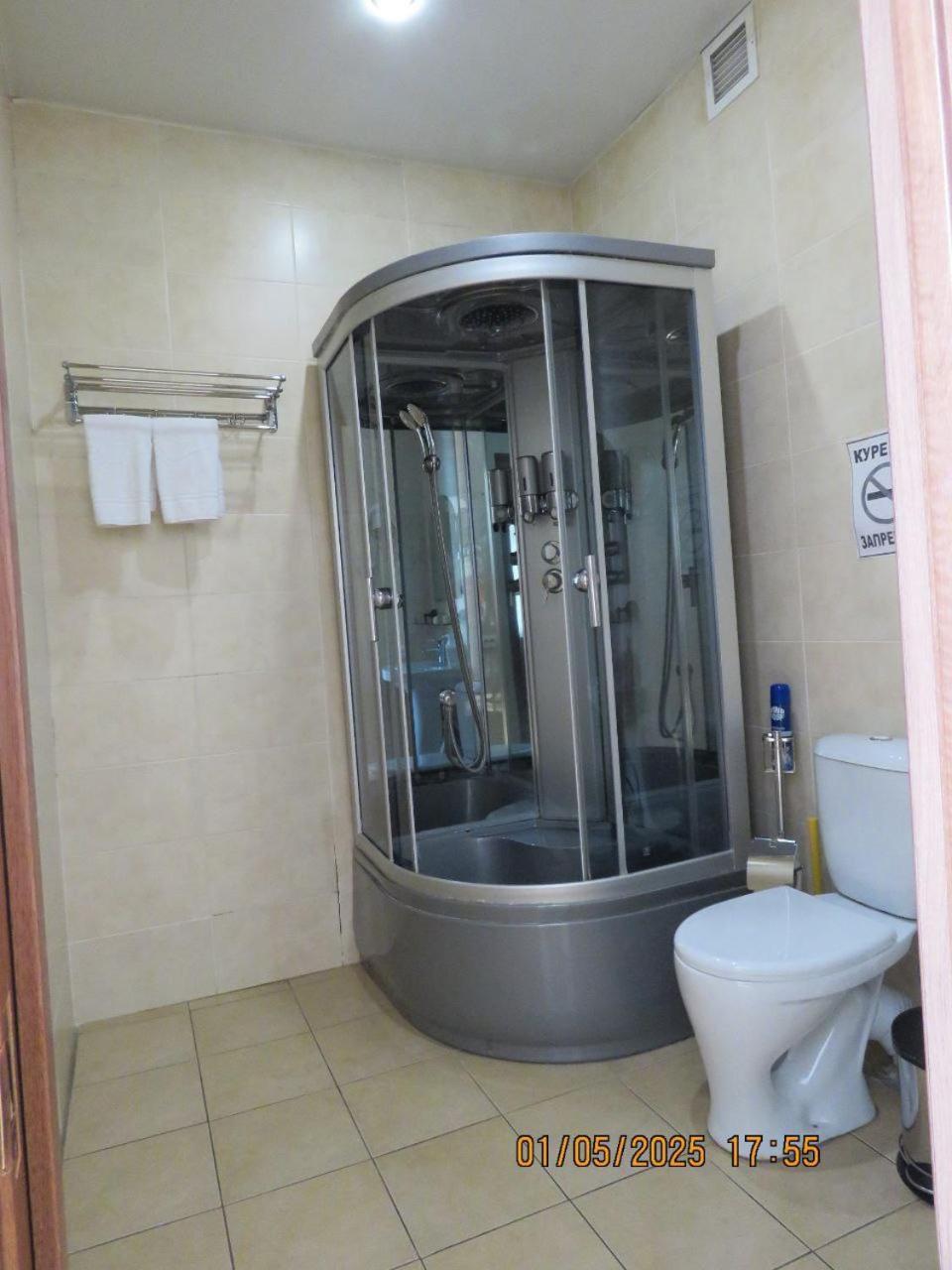 Pride Hotel Taraz Zewnętrze zdjęcie